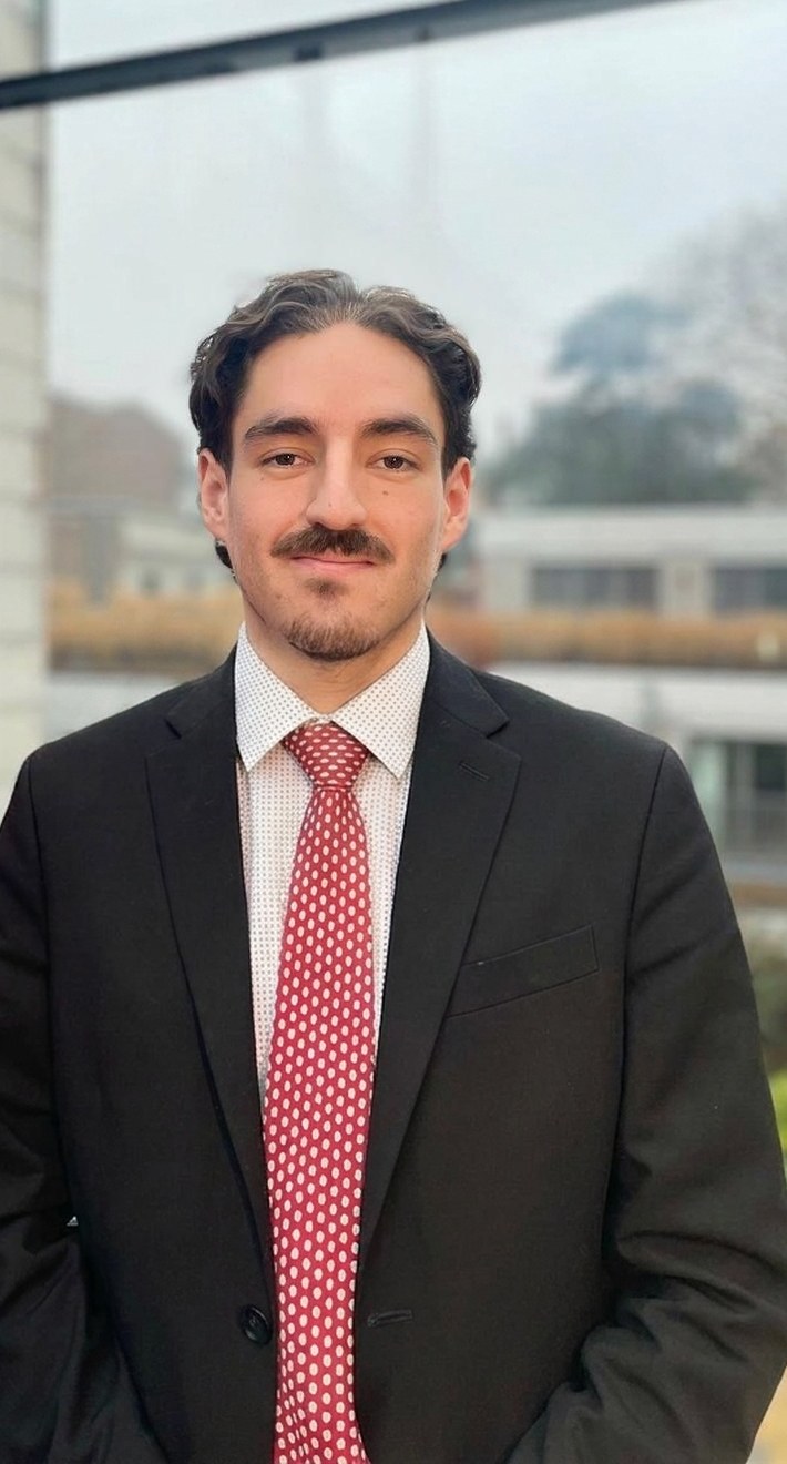 Portrait of Paul Ortiz